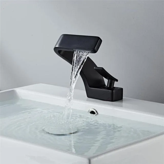 Brass Basin Faucet Modern Bathroom Mixer Faucet Hot and Cold Sink Faucet
