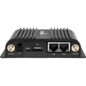 Cradlepoint IBR900 Router and Cat 11 (600 Mbps) Modem with 3 Year Mobile Netcloud Essentials - Europe