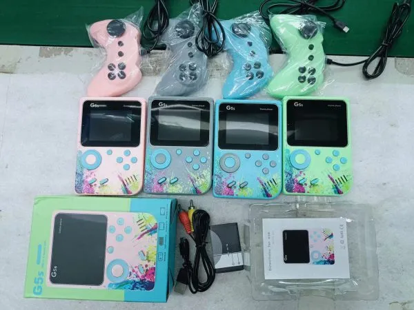 Portable Mini Game Console G5: Double the Fun!