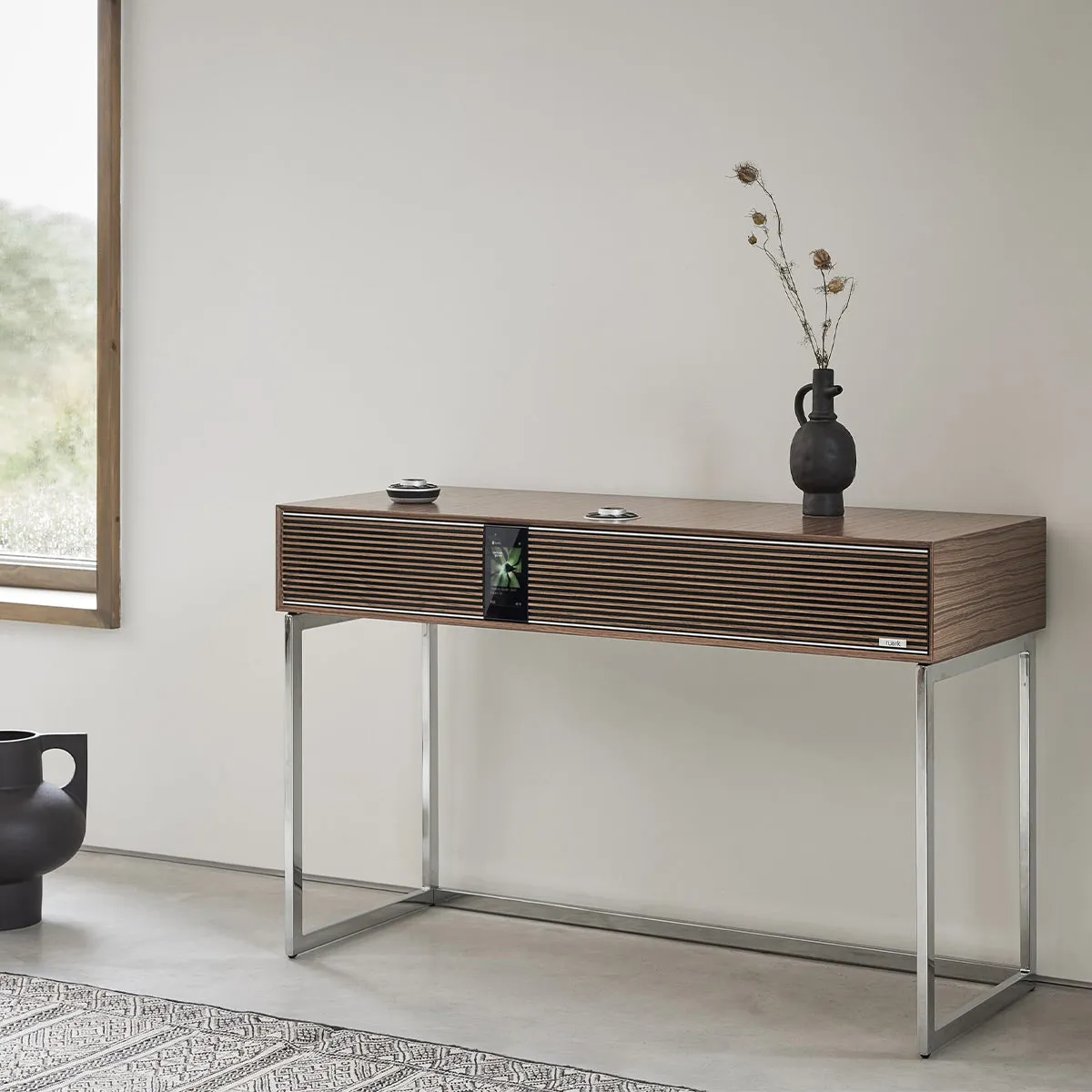 Ruark Audio R810 High Fidelity Radiogram (Walnut/Walnut) with Adjustable TV Mount
