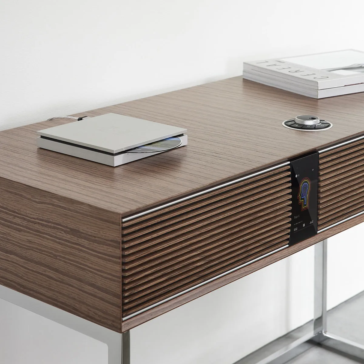 Ruark Audio R810 High Fidelity Radiogram (Walnut/Walnut) with Adjustable TV Mount